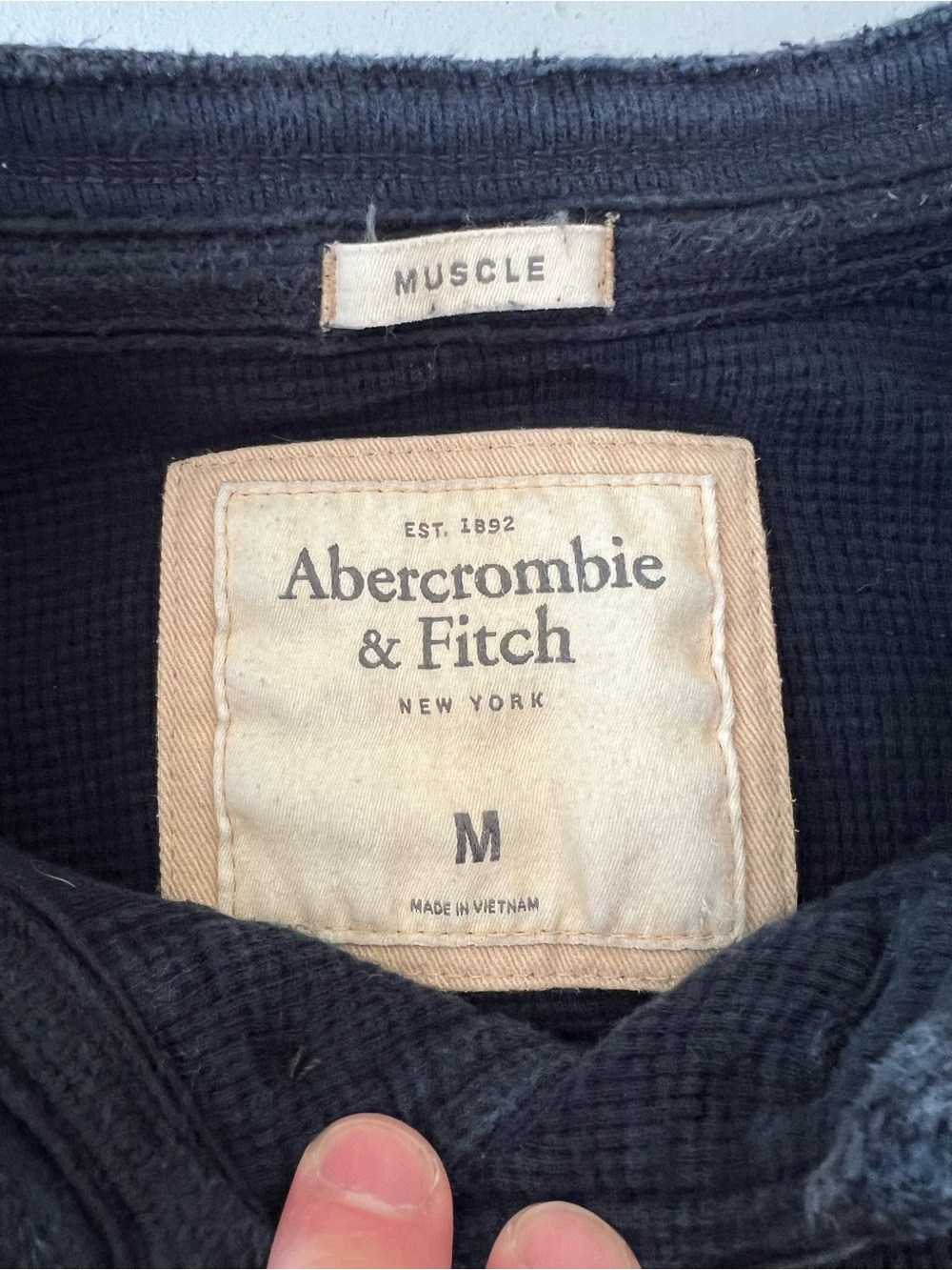 Abercrombie & Fitch Men's Dark Navy Waffle Henley Long Sleeve - Picture 2 of 5